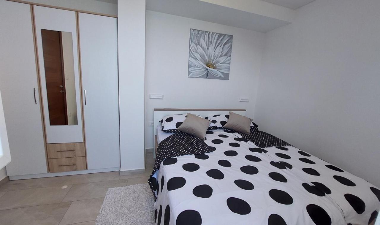 Apartments Sara لوفغان المظهر الخارجي الصورة