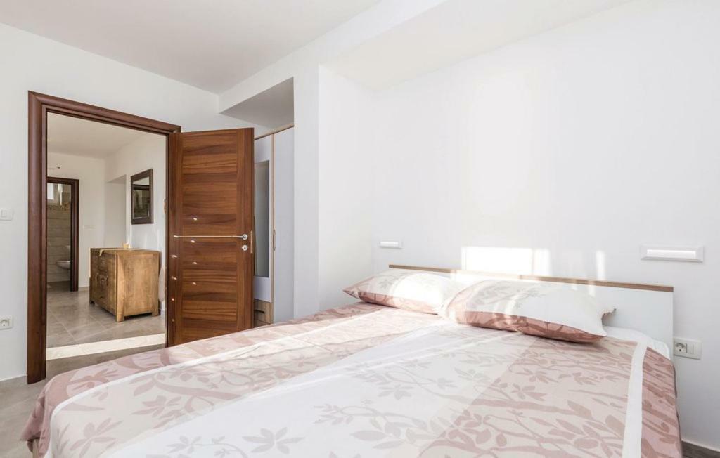 Apartments Sara لوفغان المظهر الخارجي الصورة